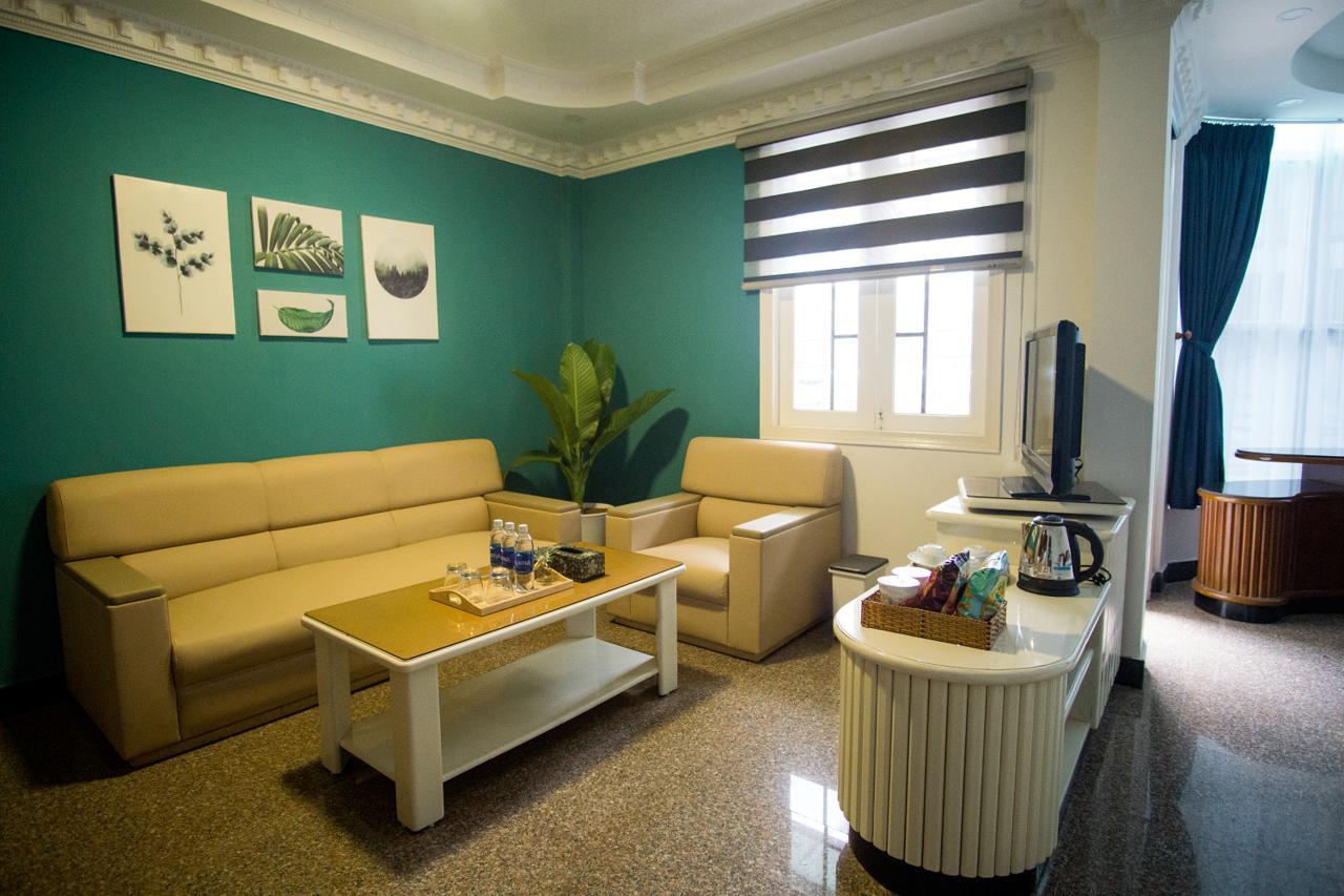 Cuu Kim Son Hotel Хошимин Екстериор снимка